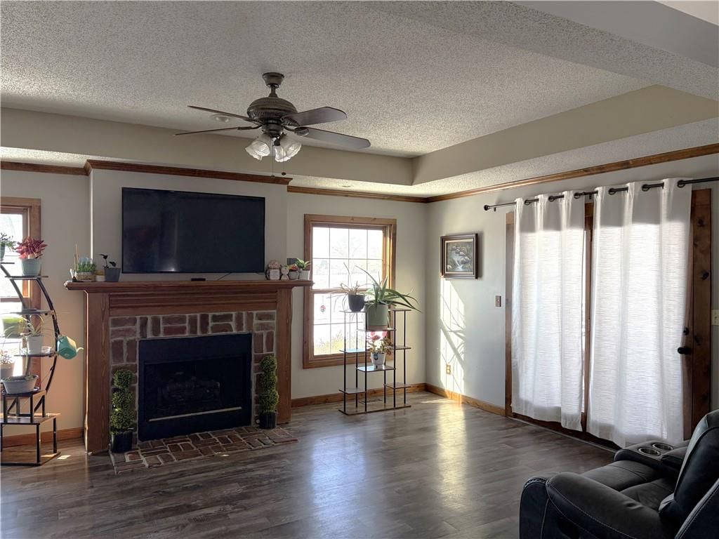 316 Gregory Drive — photo 3