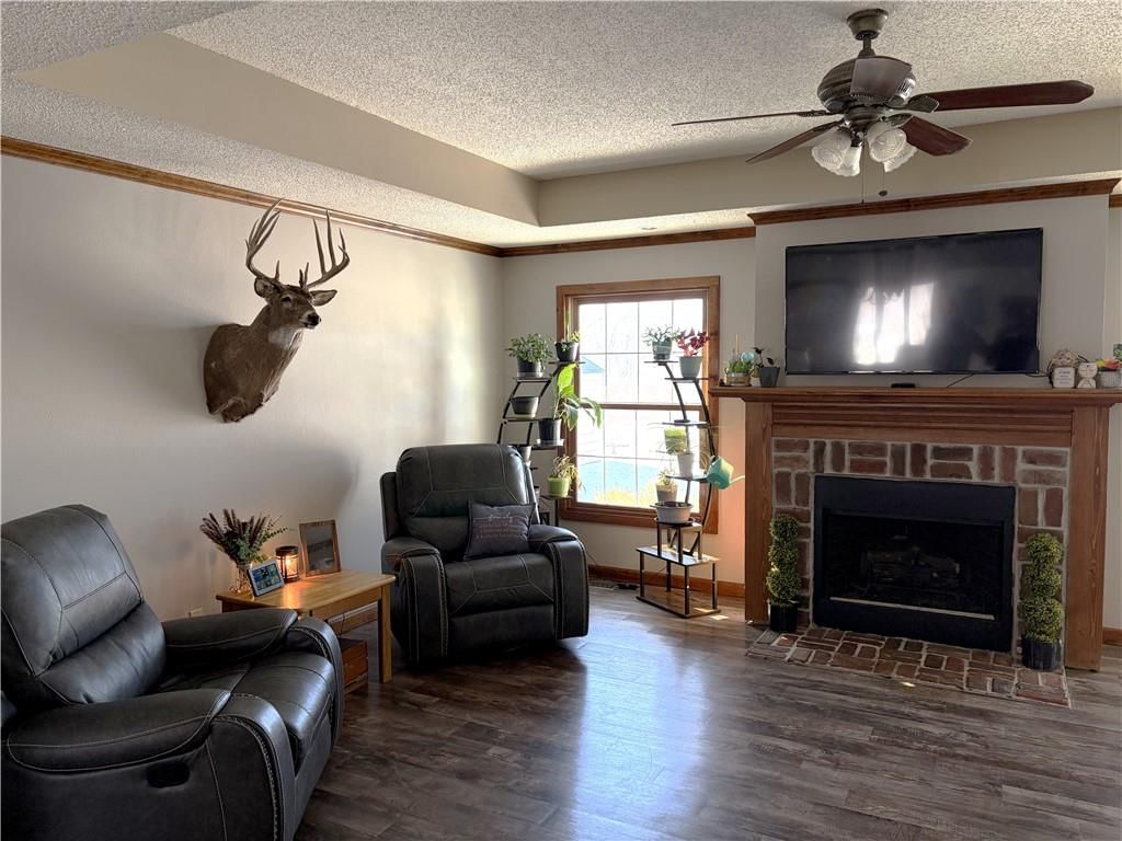316 Gregory Drive — photo 4