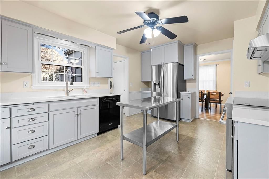 8816 W 106TH Street — photo 11