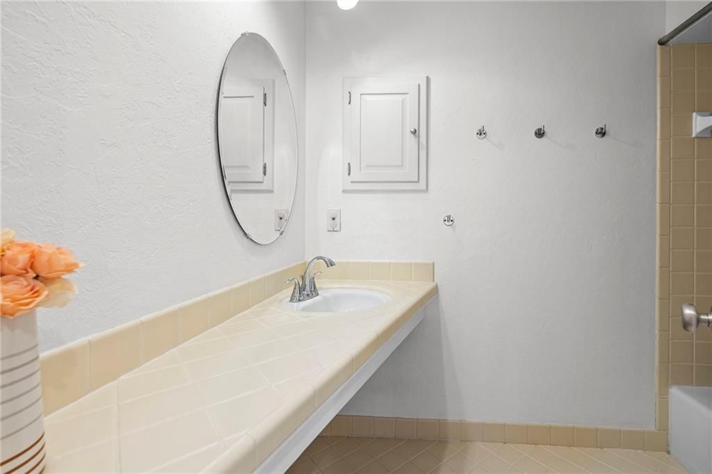 8816 W 106TH Street — photo 33