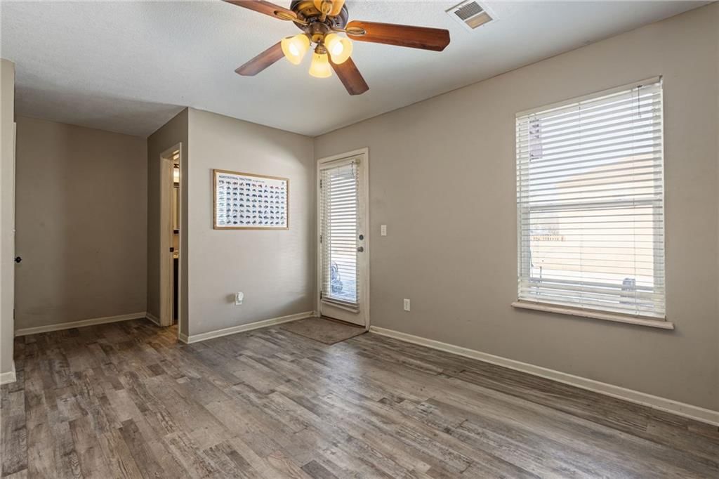 300 NE 192nd Terrace — photo 32