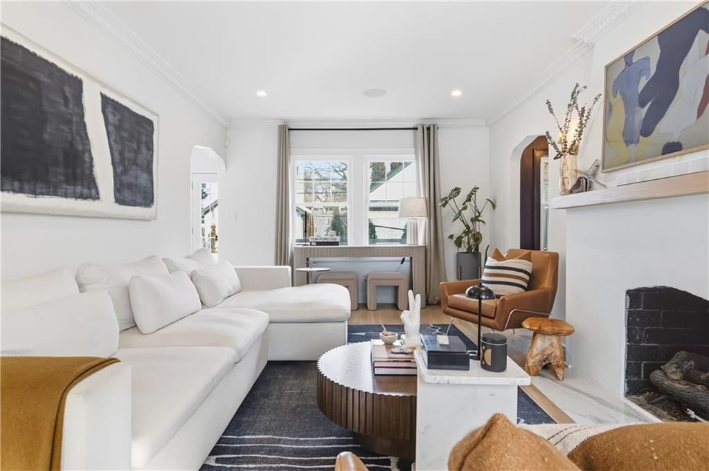 808 W Gregory Boulevard — photo 6