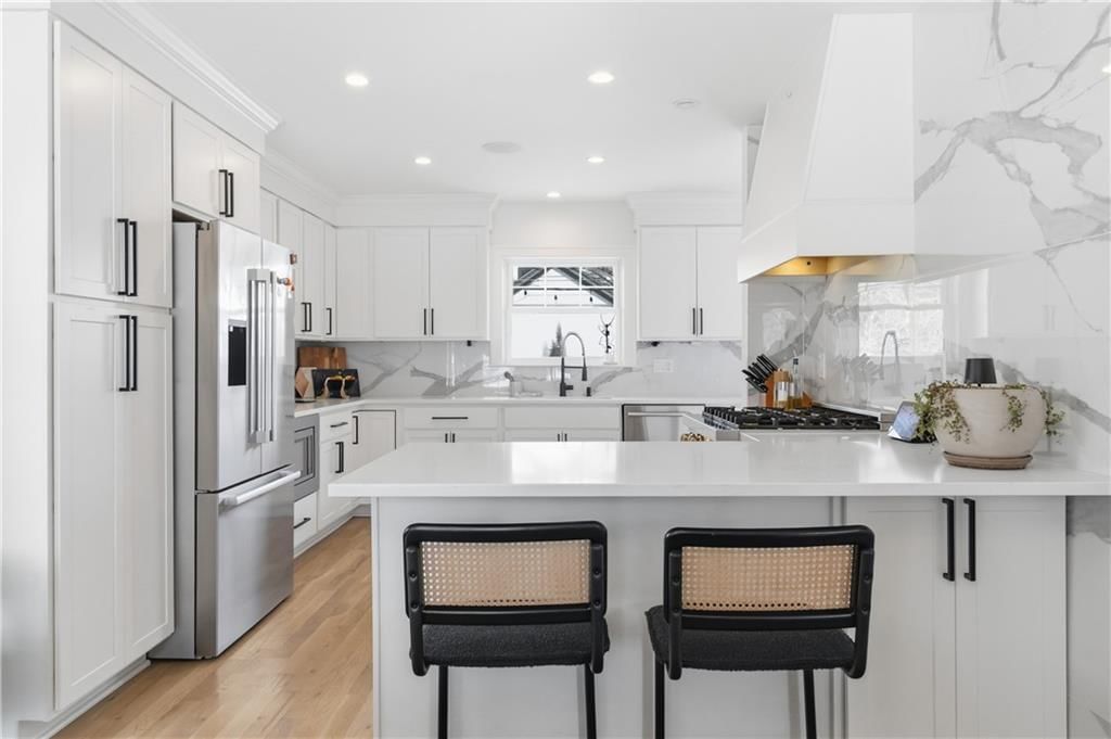 808 W Gregory Boulevard — photo 20