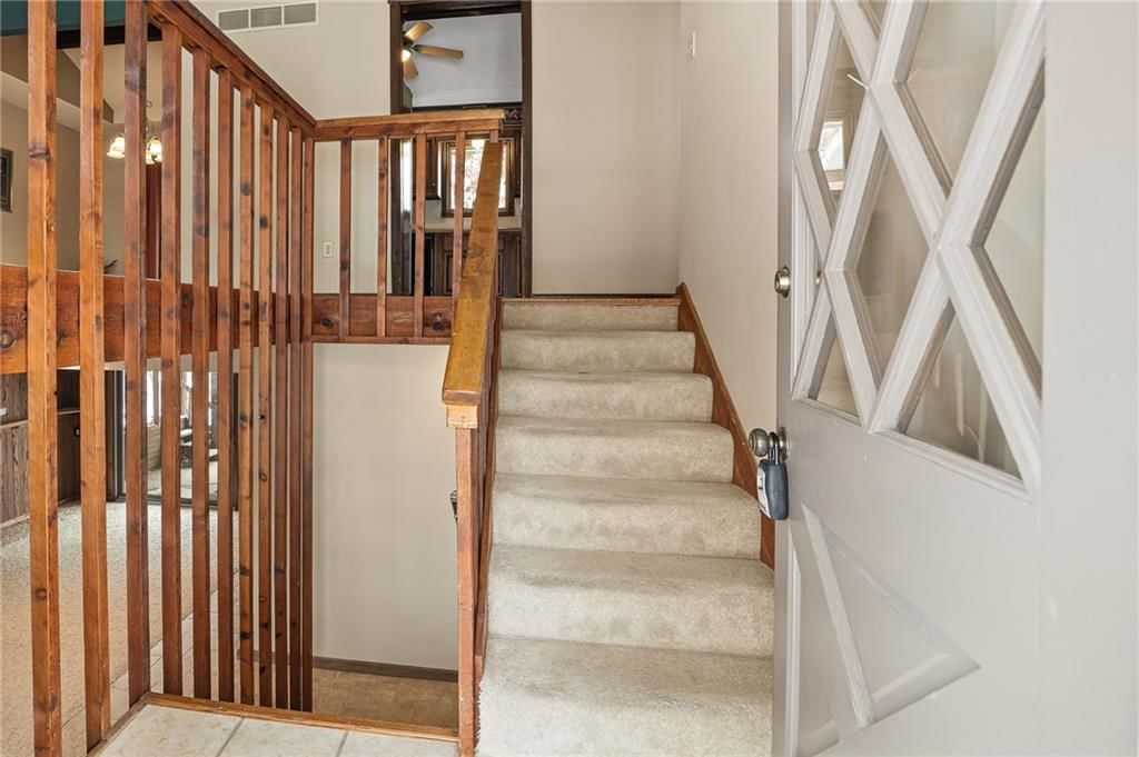 917 NW Valley Lane — photo 5