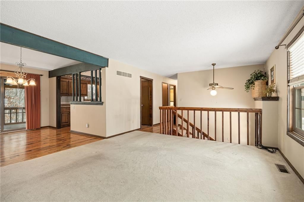 917 NW Valley Lane — photo 7