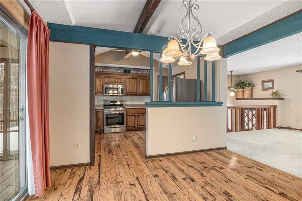 917 NW Valley Lane — photo 9