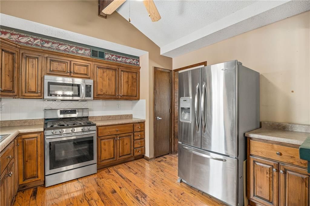 917 NW Valley Lane — photo 12
