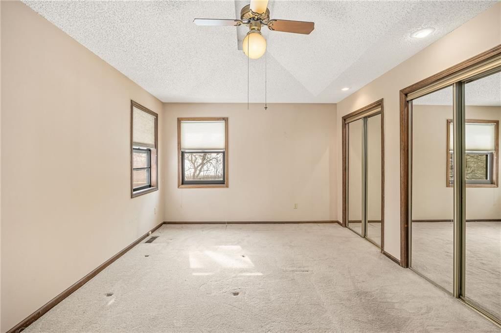 917 NW Valley Lane — photo 17