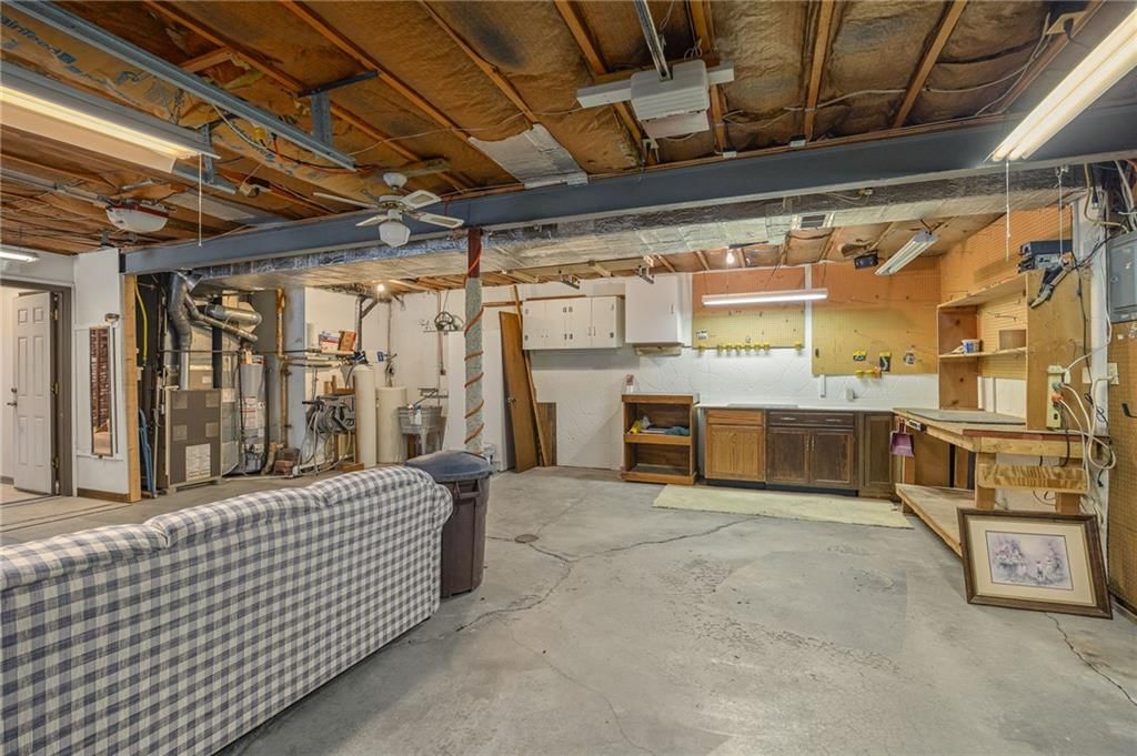 917 NW Valley Lane — photo 32