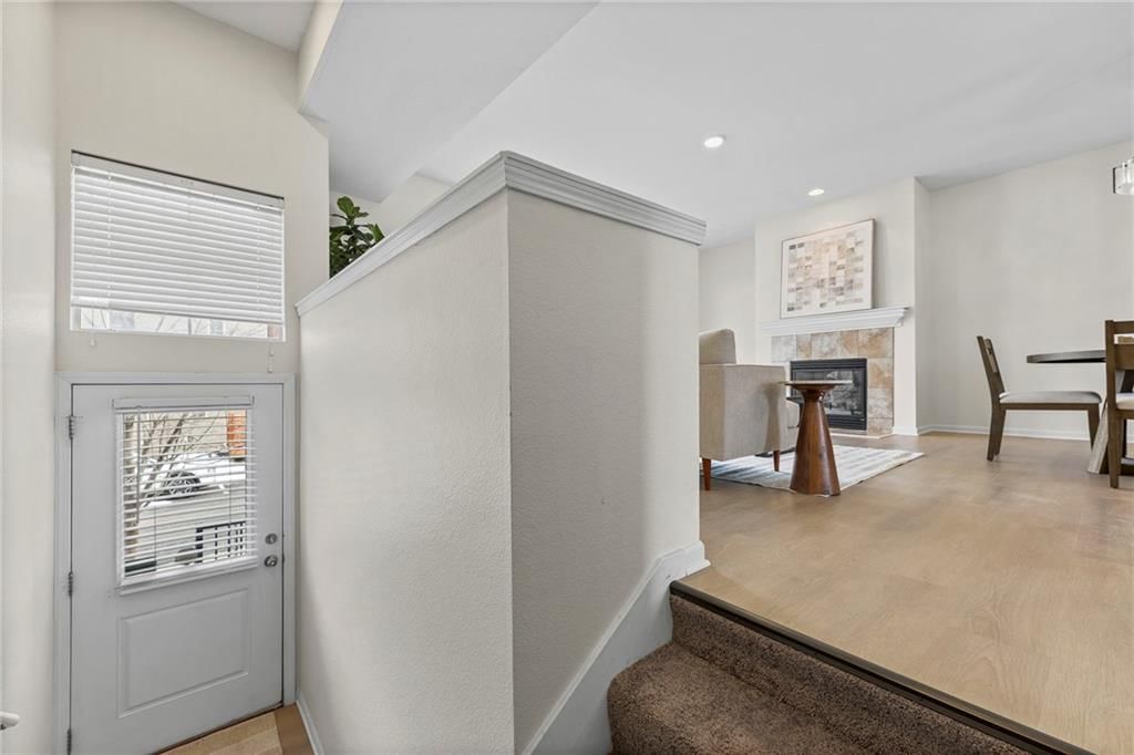 5245 Overland Drive — photo 3