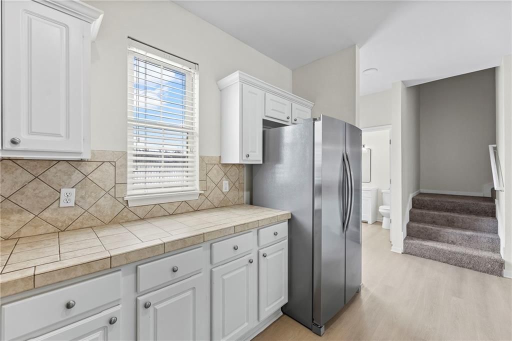 5245 Overland Drive — photo 16