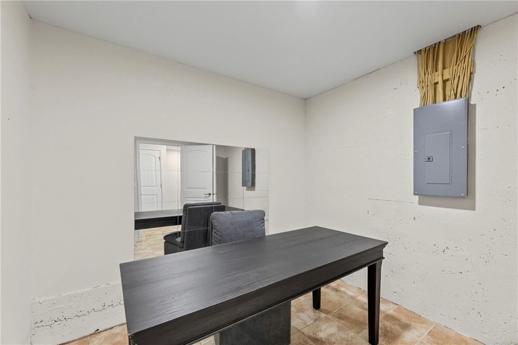 5245 Overland Drive — photo 31