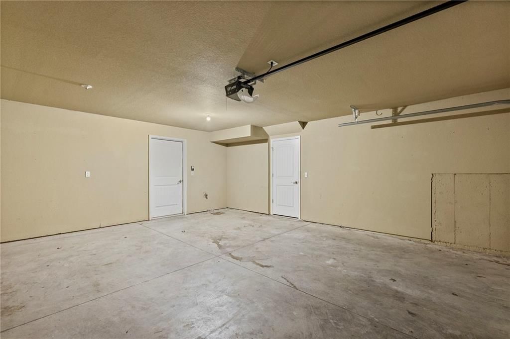 5245 Overland Drive — photo 34