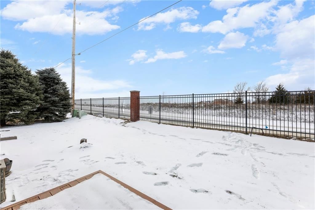 5245 Overland Drive — photo 39