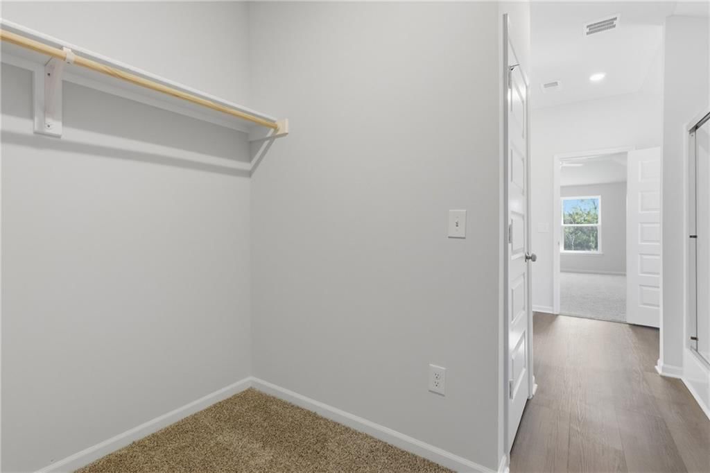 542 W Bluebird Street — photo 18