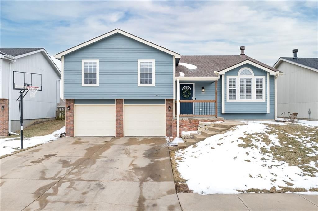 5008 University Avenue, St Joseph, MO