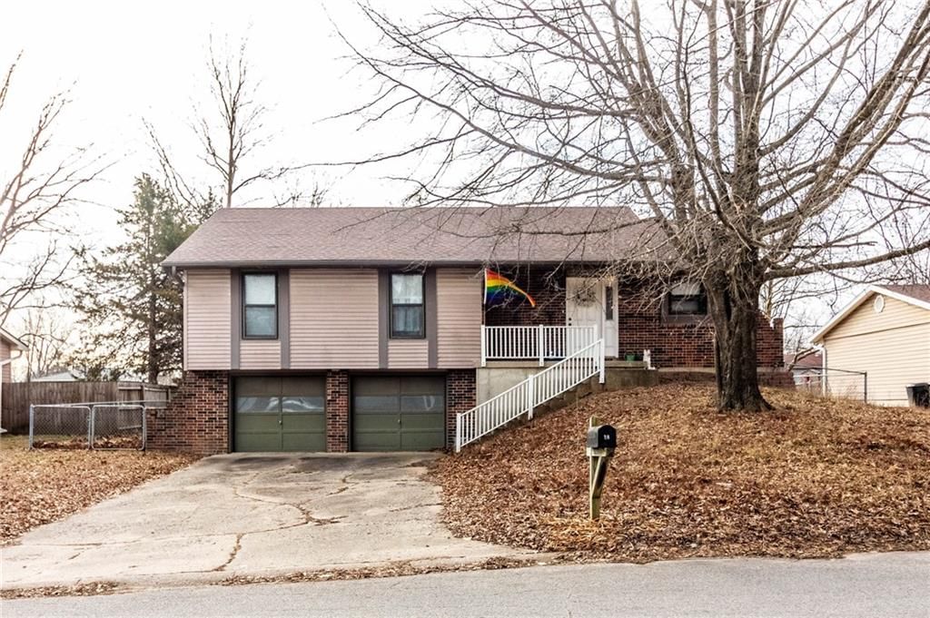 28 SE 240 Road — photo 1