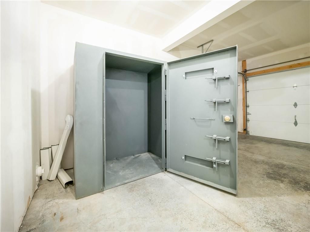 1301 NE Sequoia Court — photo 14