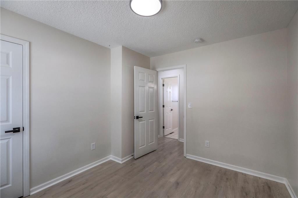 7708 NE 53rd Street — photo 18