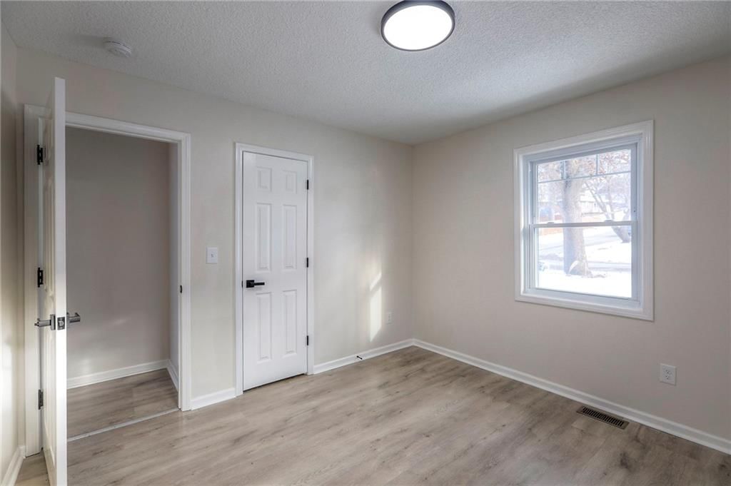 7708 NE 53rd Street — photo 24