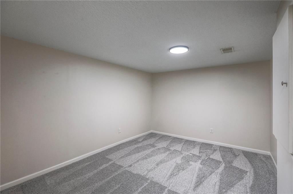 7708 NE 53rd Street — photo 25