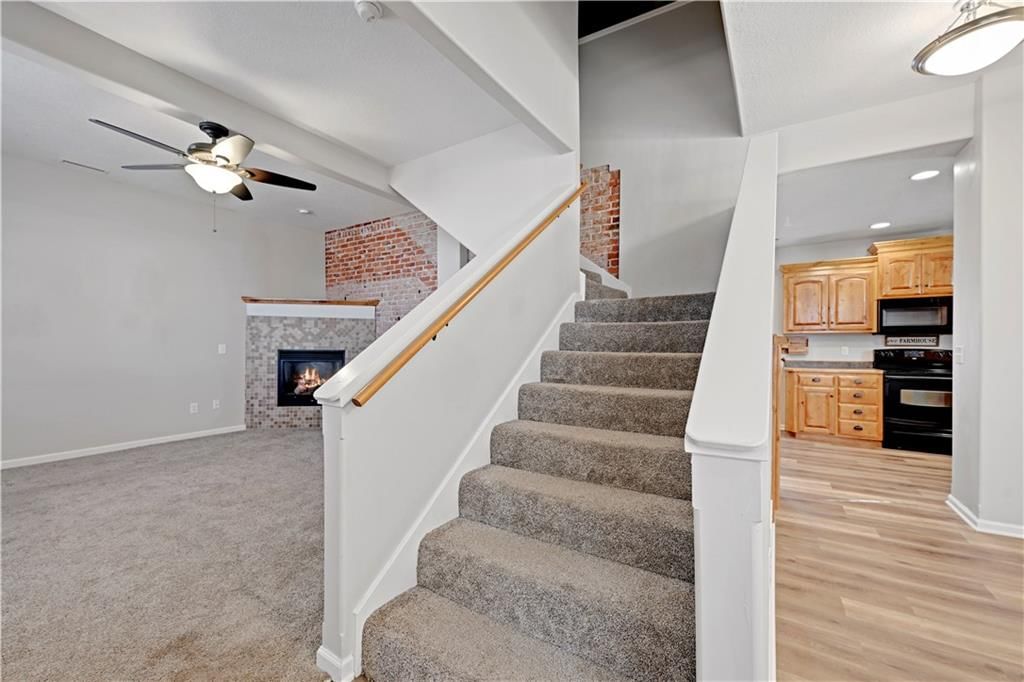 439 S Cherry Street — photo 5
