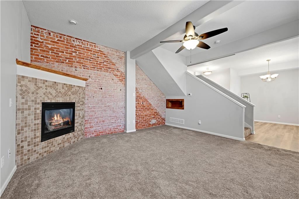 439 S Cherry Street — photo 7