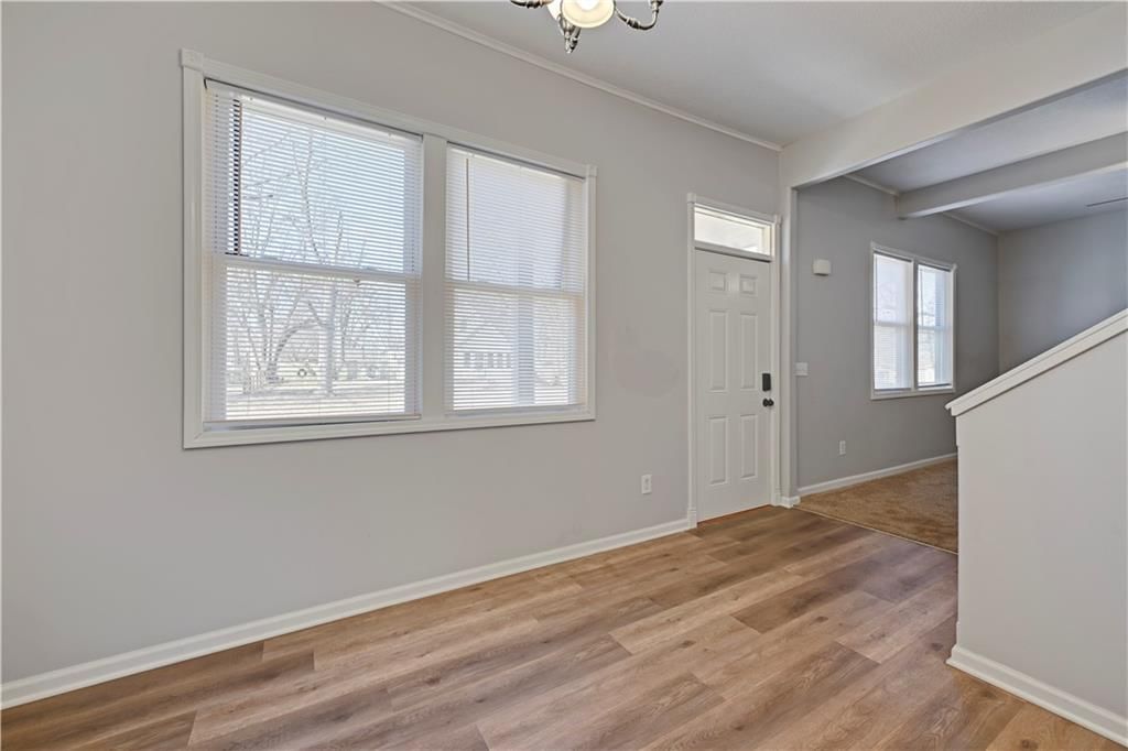 439 S Cherry Street — photo 9