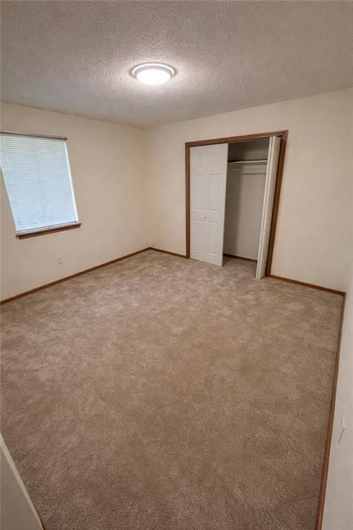 8537-8539 Goddard Street — photo 7