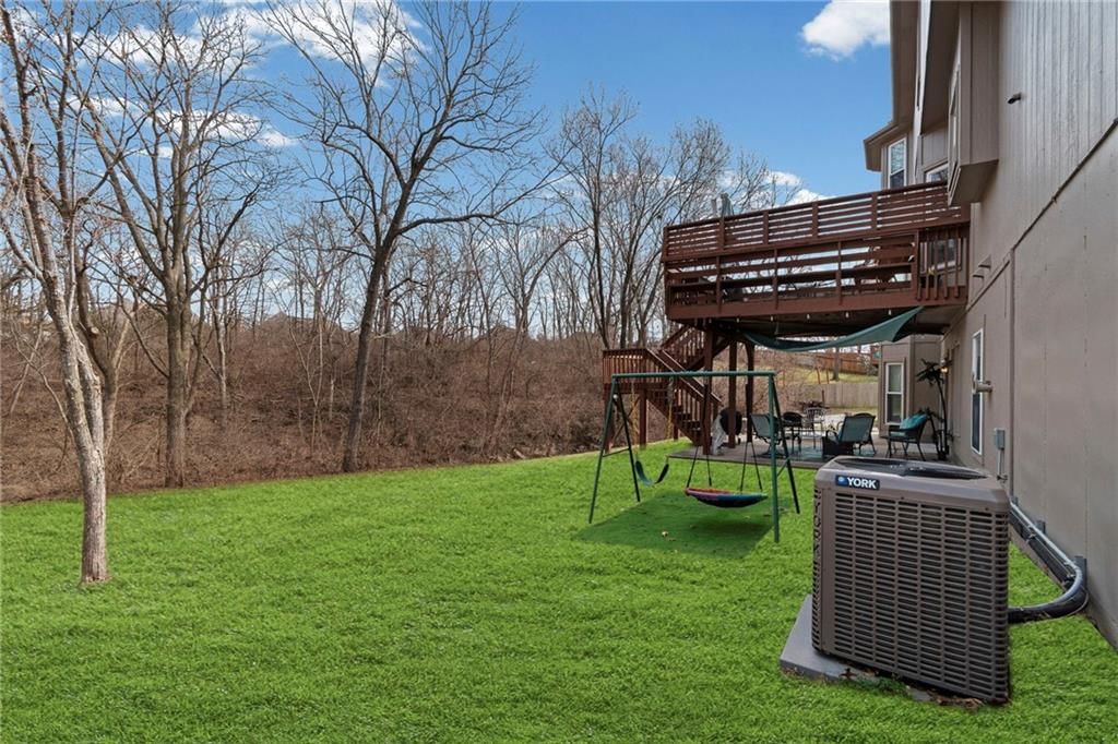 2828 SW Saddlewood Drive — photo 37