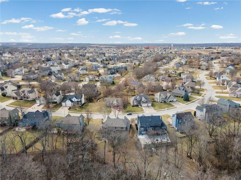 2828 SW Saddlewood Drive — photo 40