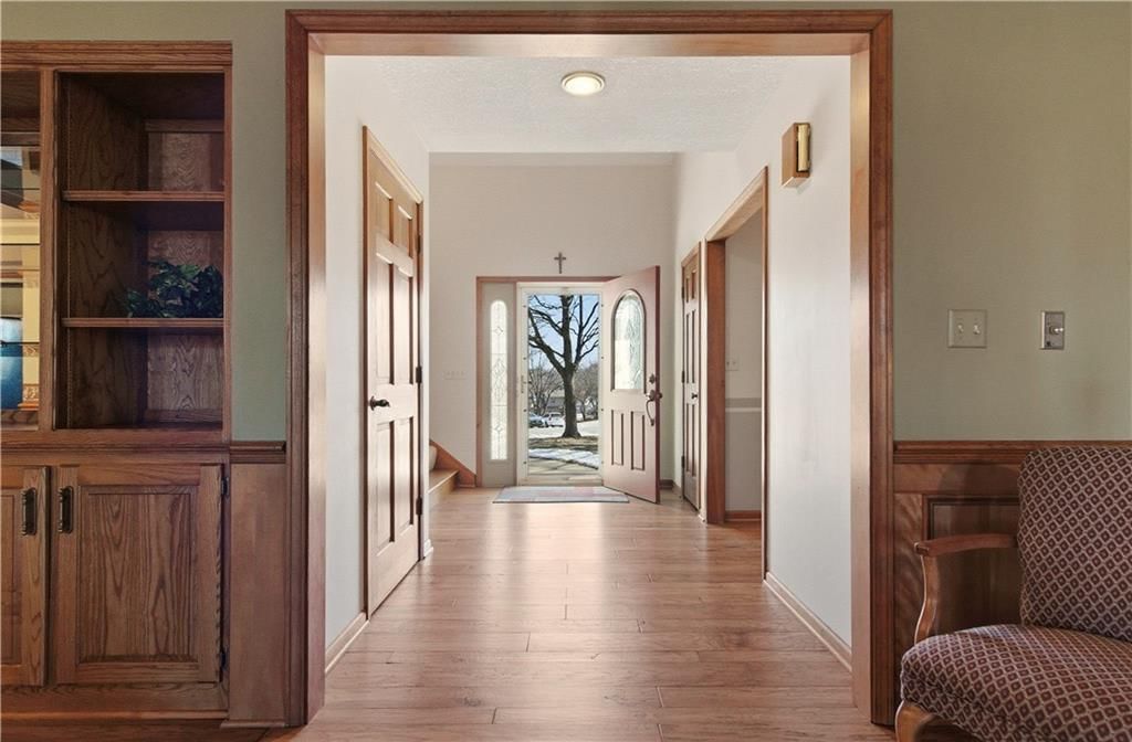 604 Darrow Court — photo 4