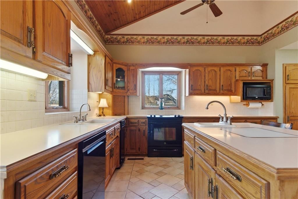 604 Darrow Court — photo 16