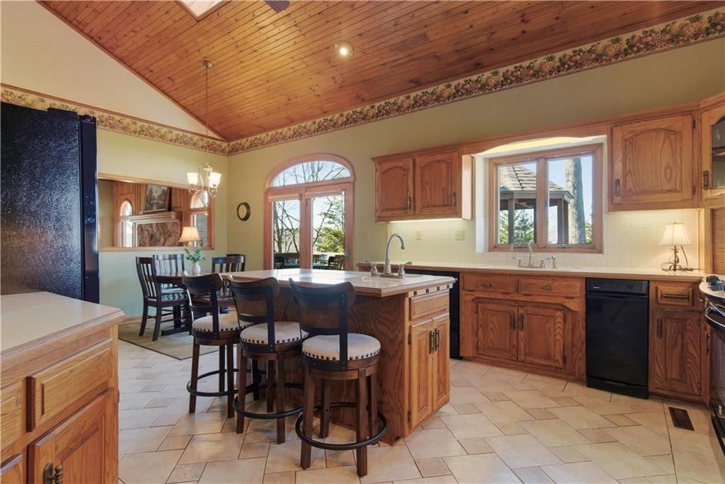 604 Darrow Court — photo 17