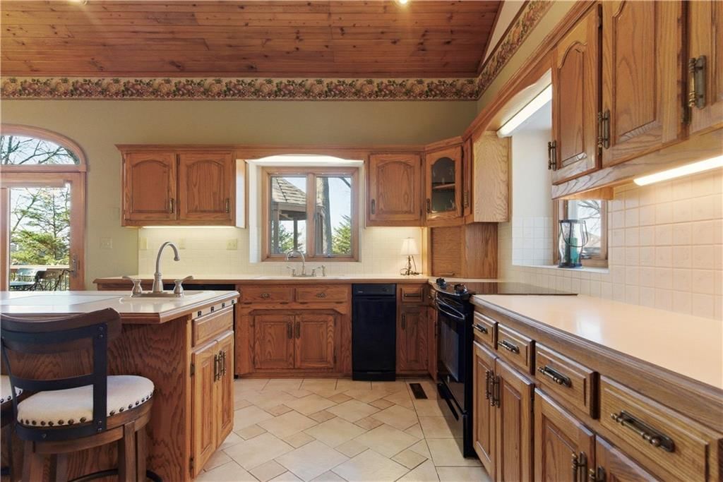 604 Darrow Court — photo 18