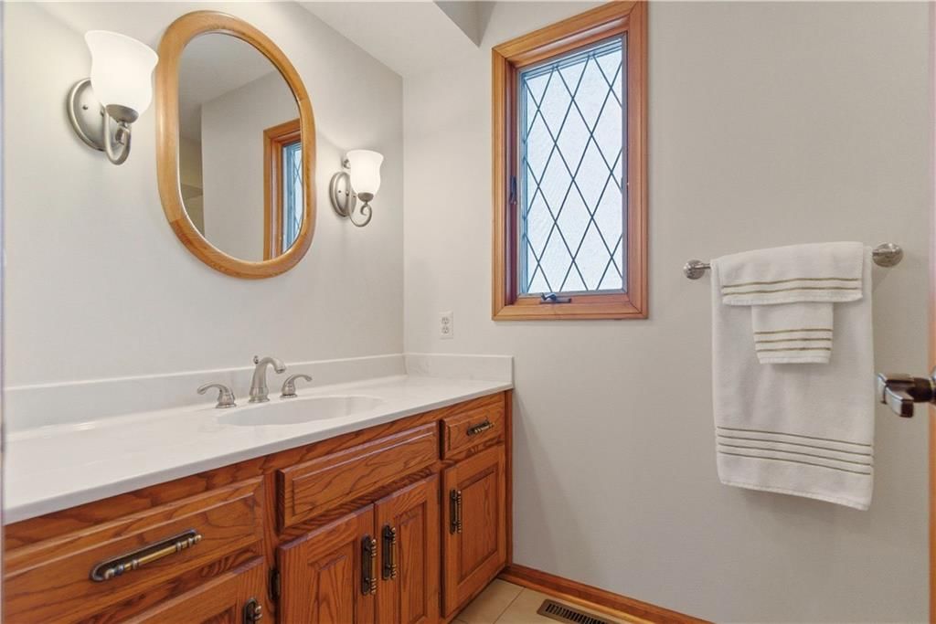 604 Darrow Court — photo 34