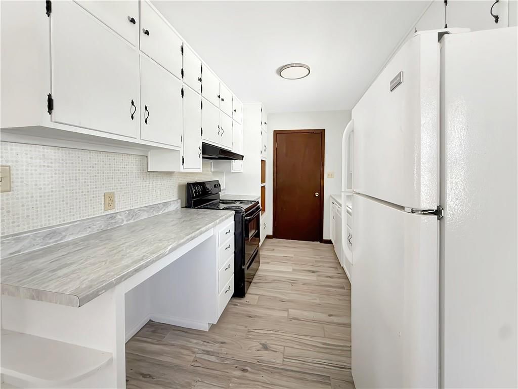 25 E Broadway Street — photo 8