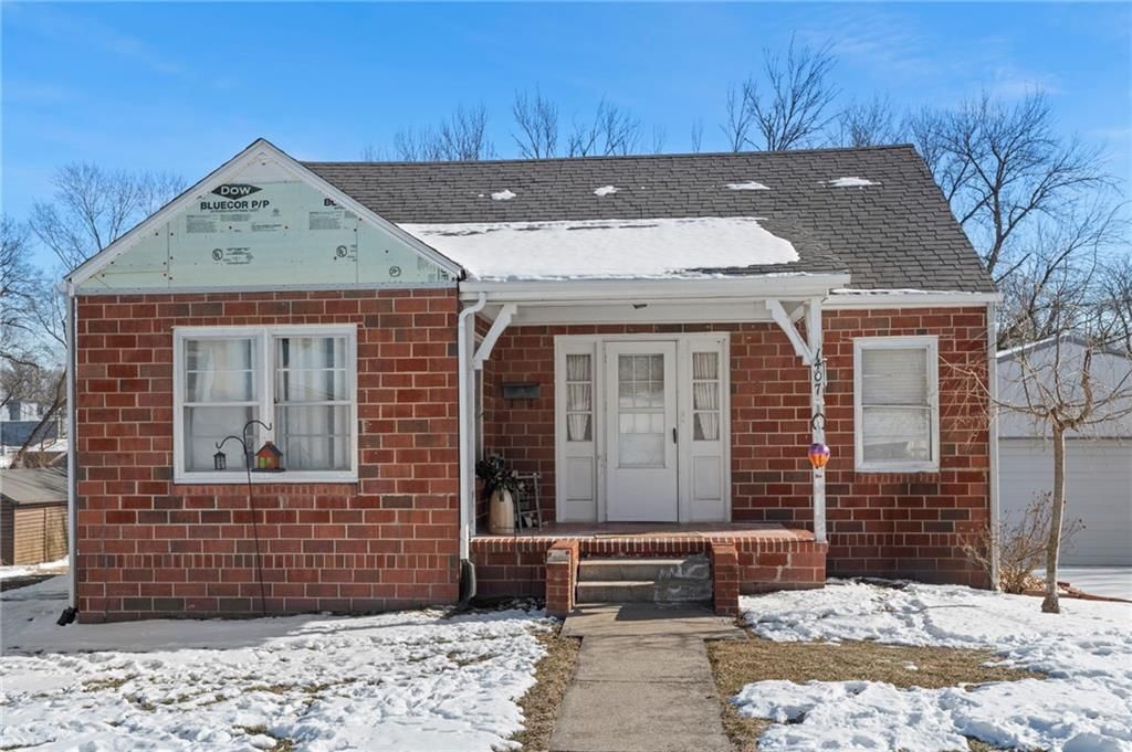 1407 Walnut Street — photo 2