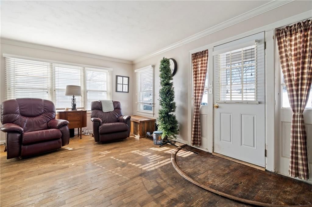 1407 Walnut Street — photo 4