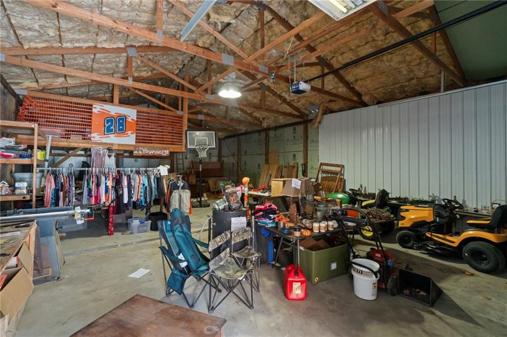 1407 Walnut Street — photo 11