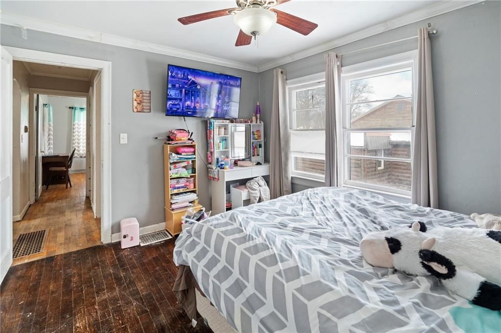 1407 Walnut Street — photo 17