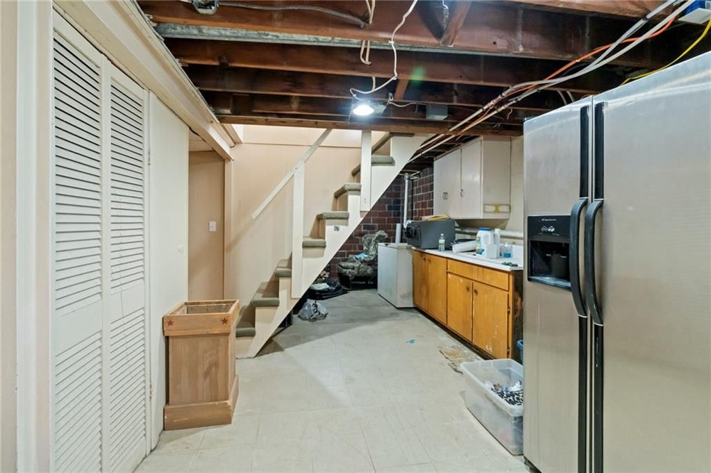 1407 Walnut Street — photo 28