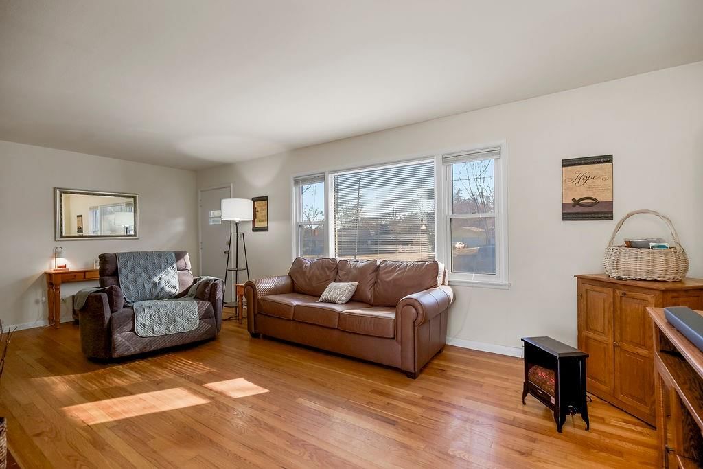 1104 NE Shady Lane Drive — photo 5
