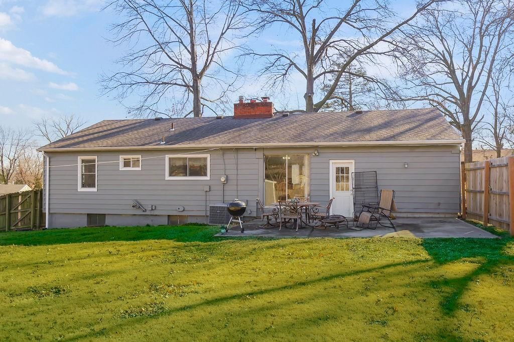 1104 NE Shady Lane Drive — photo 20