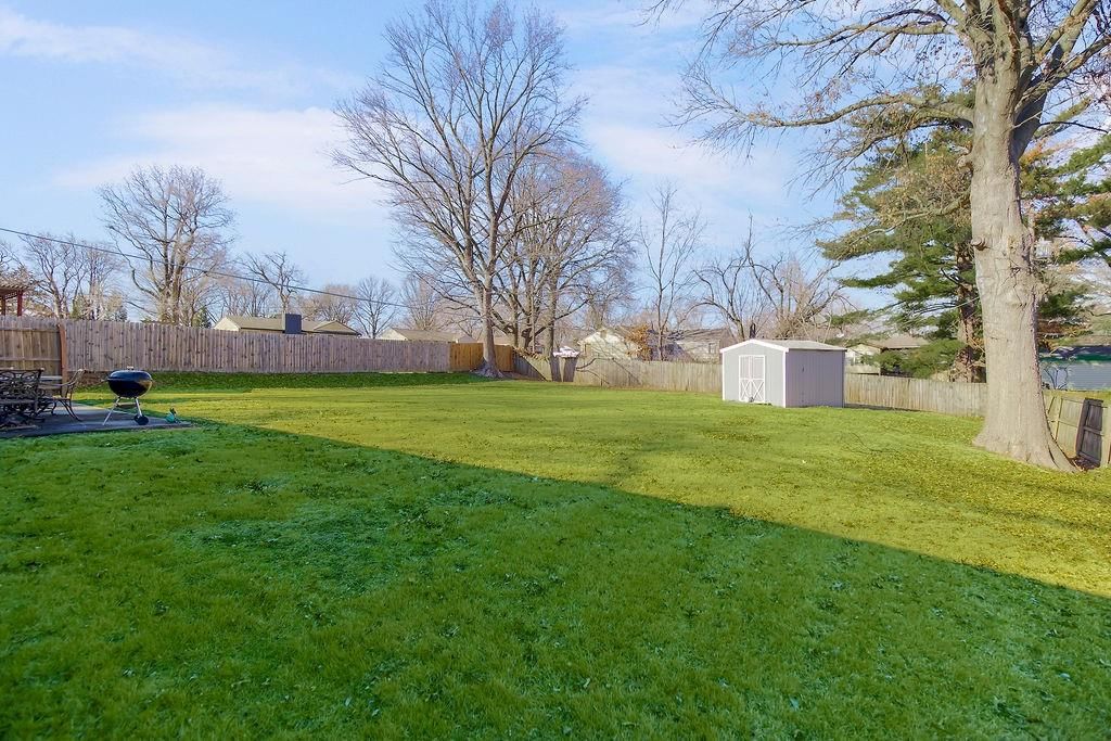 1104 NE Shady Lane Drive — photo 21