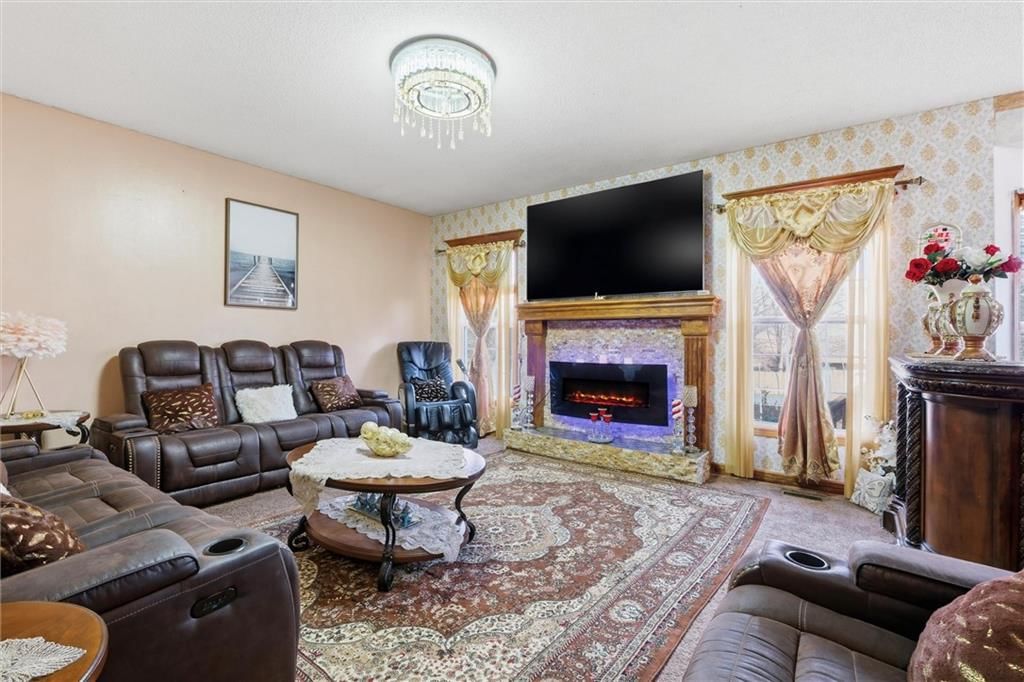 4407 SW Briarbrook Drive — photo 4