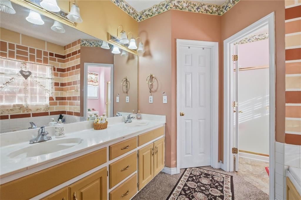 4407 SW Briarbrook Drive — photo 14
