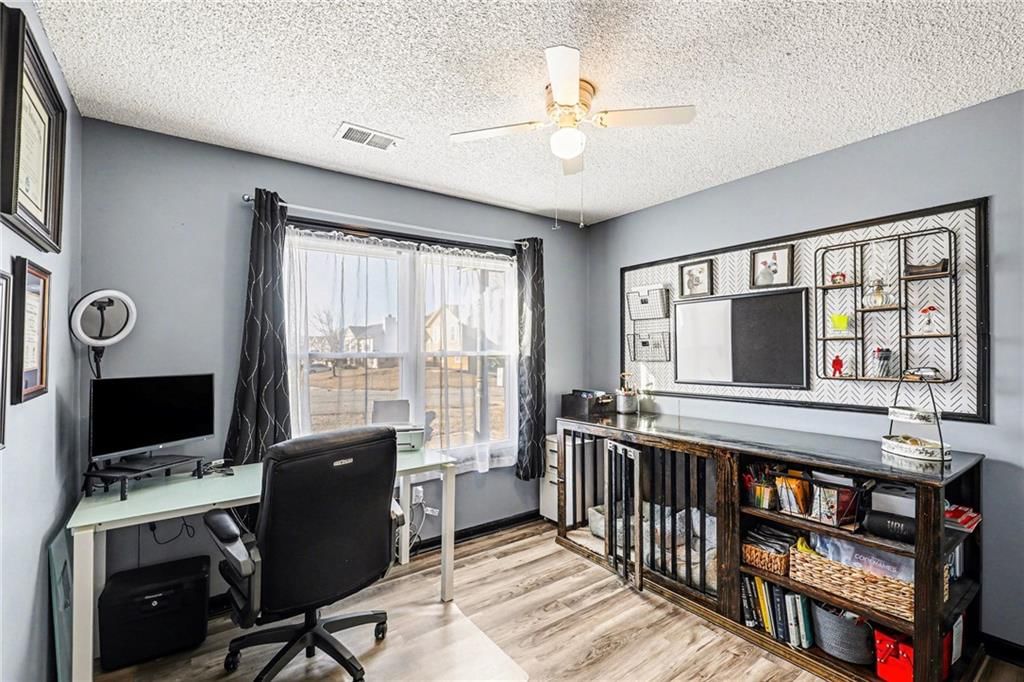 1307 S Huntington Drive — photo 17