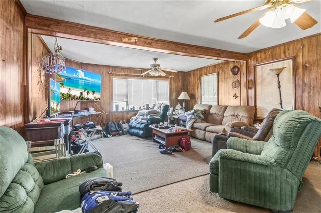 38708 E Hudson Road — photo 3