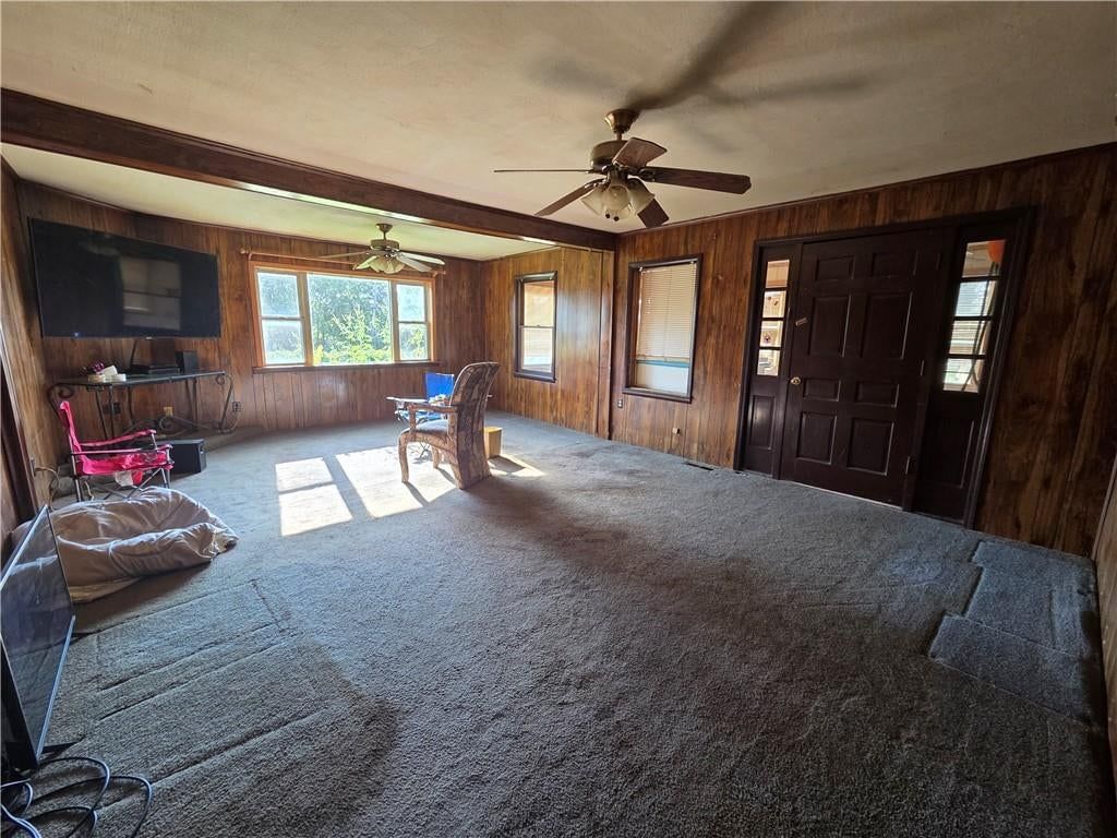 Photo 31 of 32 - 38708 E Hudson Road, Oak Grove, MO 64075